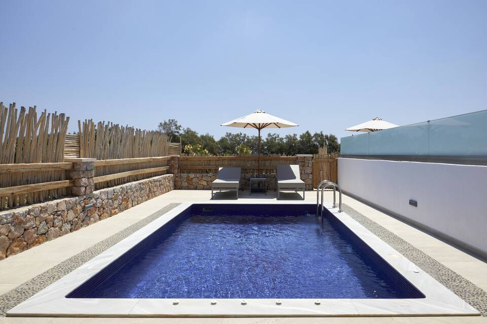 Sea Breeze Santorini Beach Resort, Curio Collection by Hilton 5