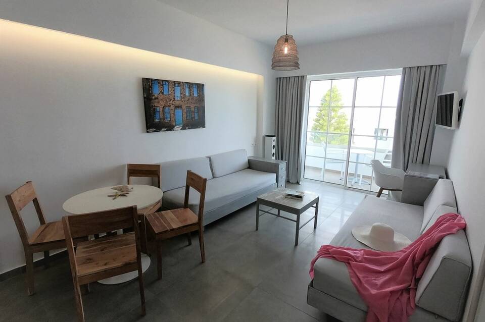 Alos Suites 3