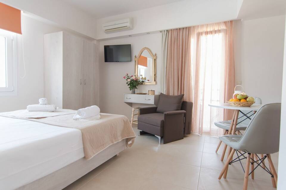 Sirena Apartments 5