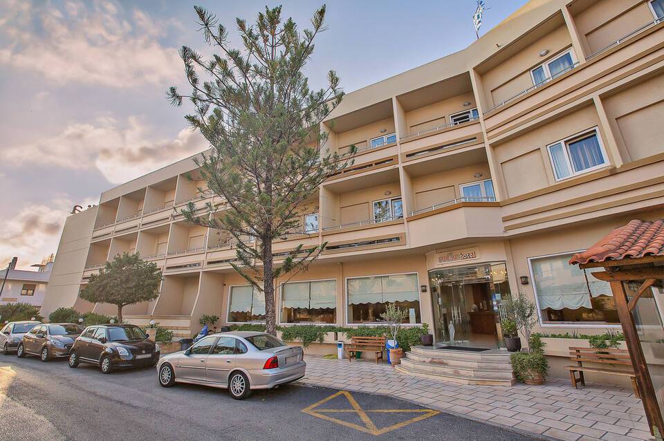 Sofia Hotel 3