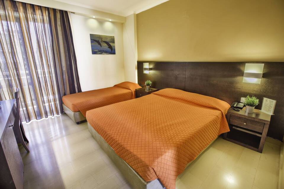 Sofia Hotel 4
