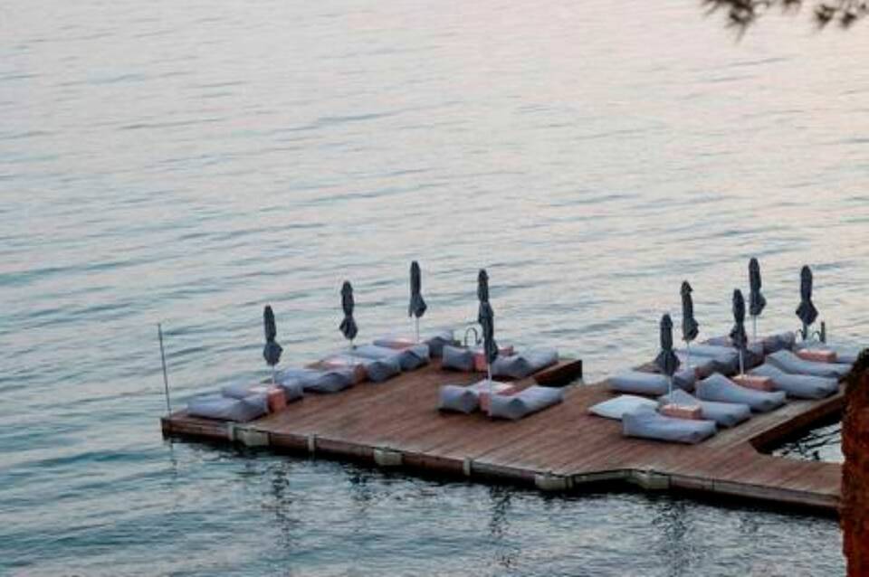 Amantes Villas And Suites 1