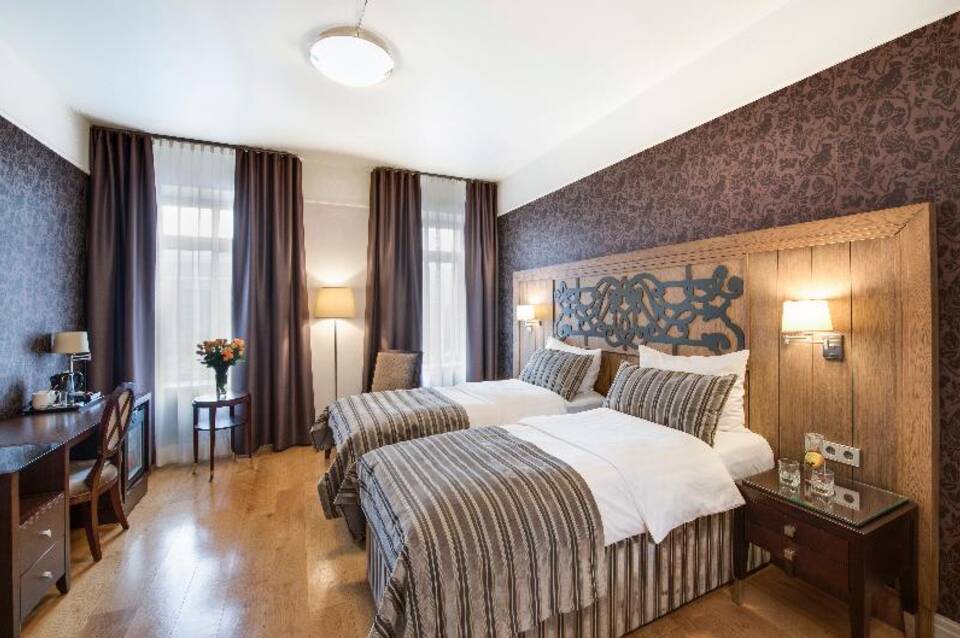 Eurostars Metropole 5