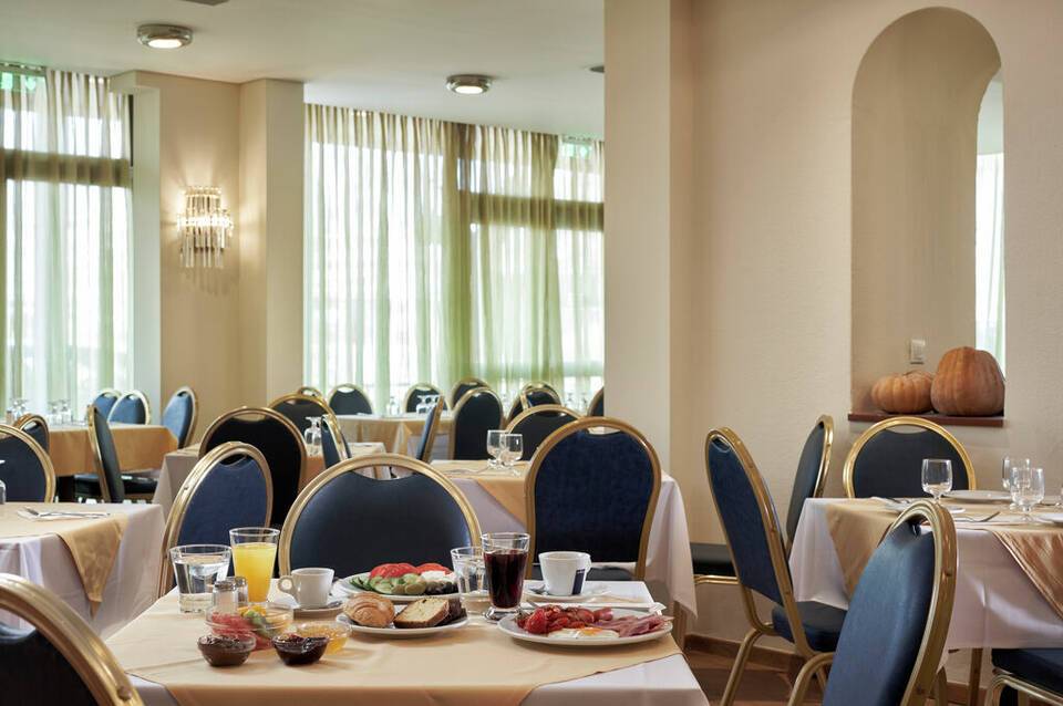 Candia Hotel 2