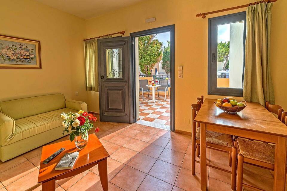 Blue Aegean Hotel & Suites 1