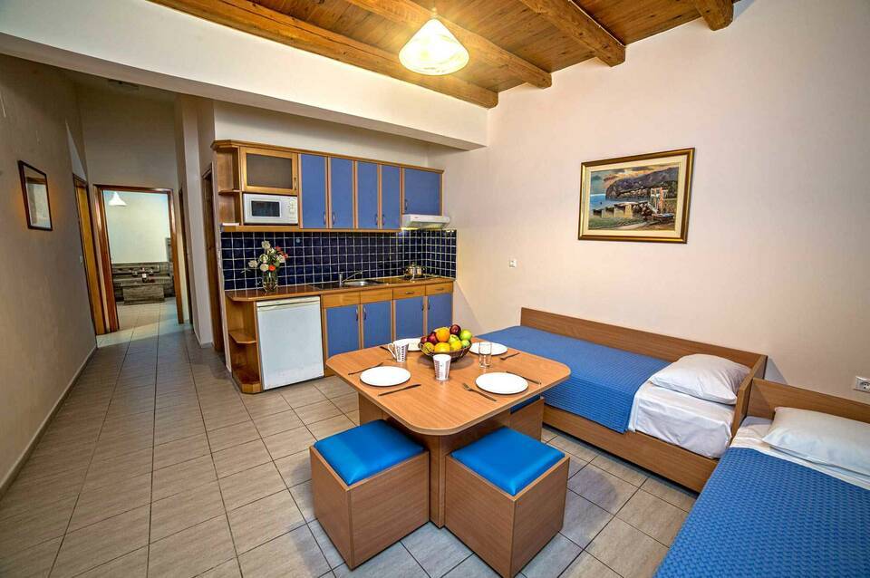 Blue Aegean Hotel & Suites 2