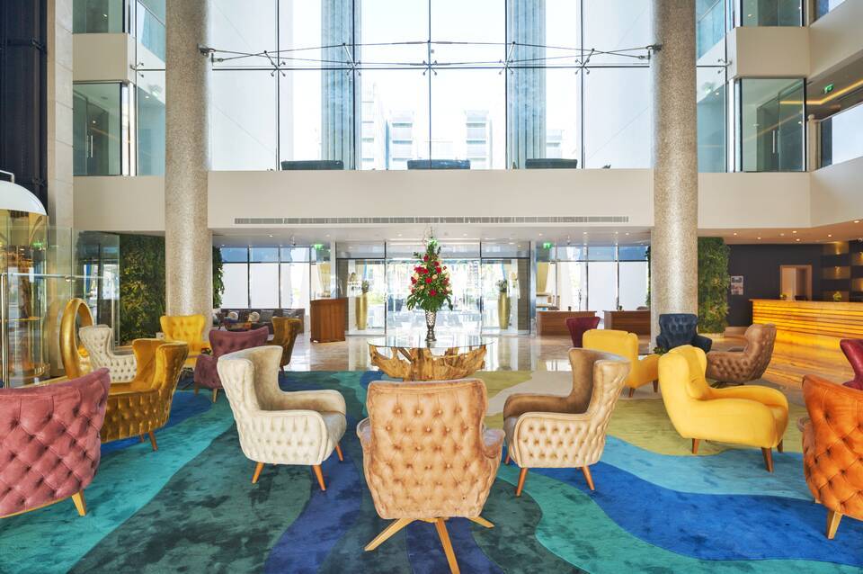 Royal Central Hotel - The Palm 2