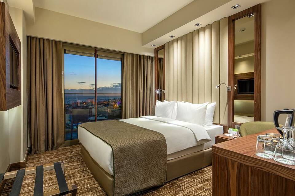 Holiday Inn Antalya - Lara 1