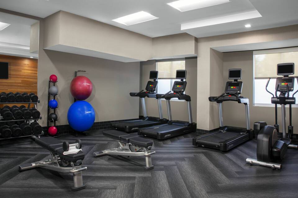 Four Points by Sheraton Fort Lauderdale Airport - Dania Beach 2