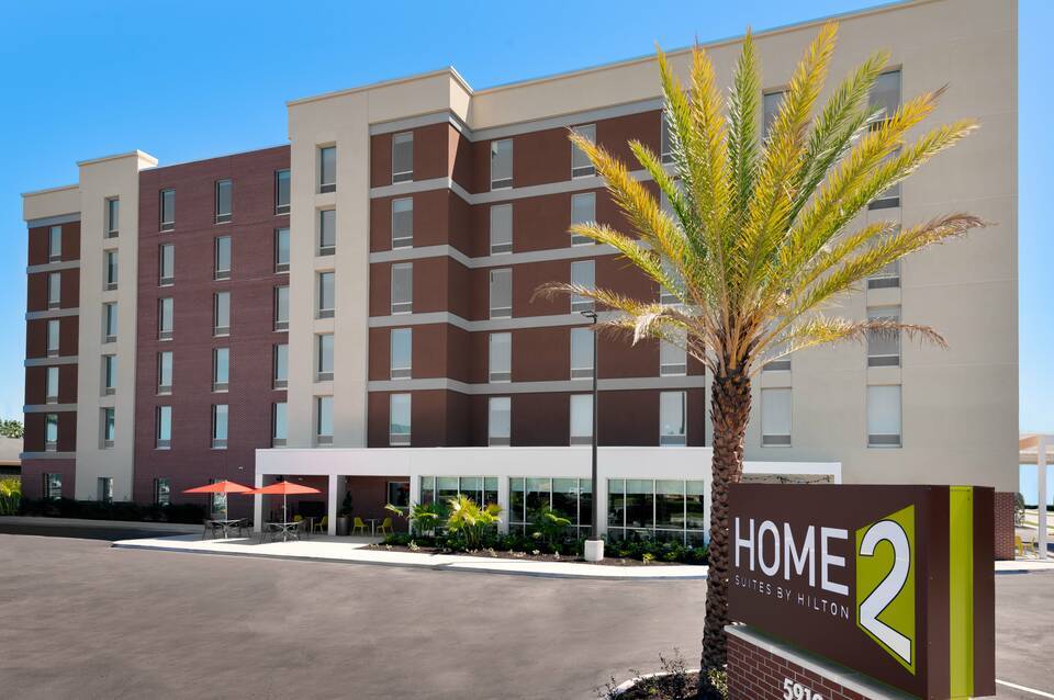 Home2 Suites by Hilton Orlando Near Universal 2