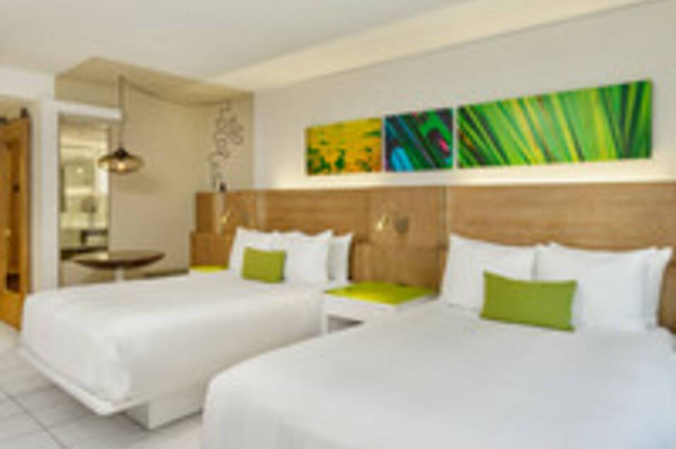 Royal Palm South Beach Miami, a Tribute Portfolio Resort 5
