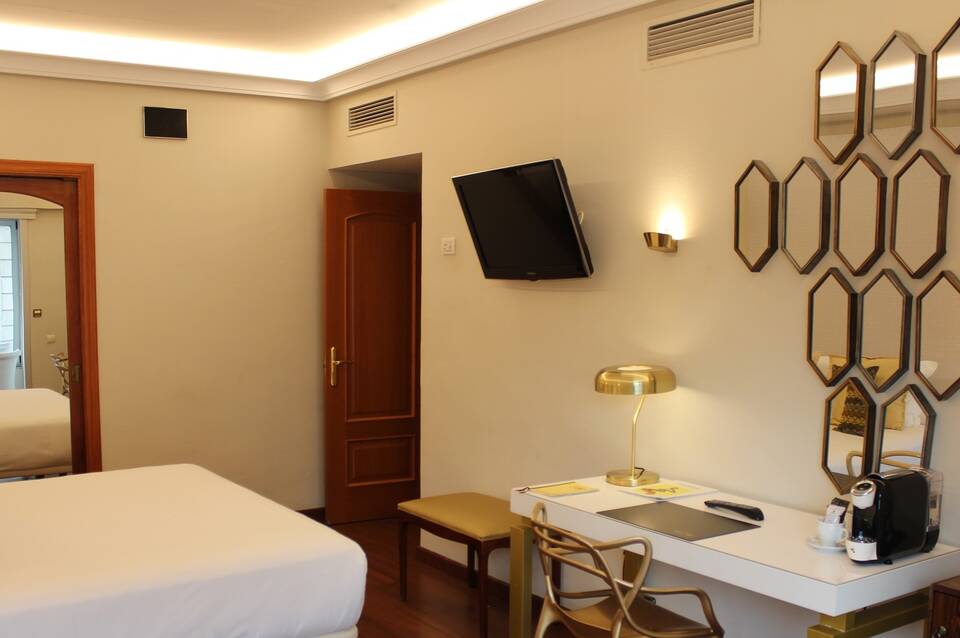 Hotel Ciudad de Vigo 5
