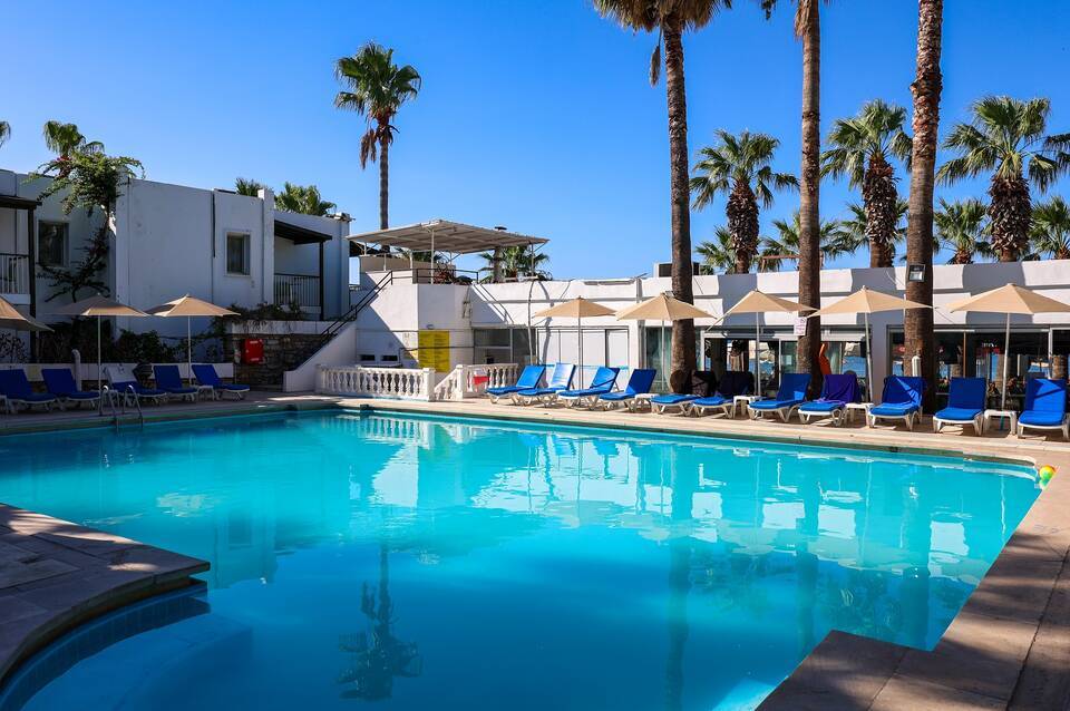 Sami Beach Hotel 2