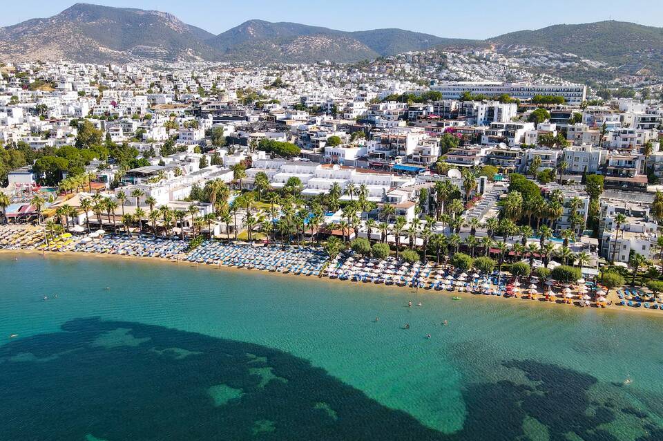 Sami Beach Hotel 3