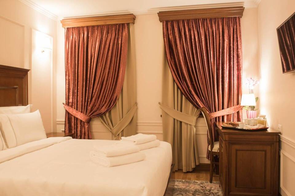 Hotel Opera 5