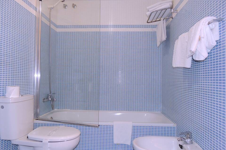 Apartamentos Turísticos Augustus 2