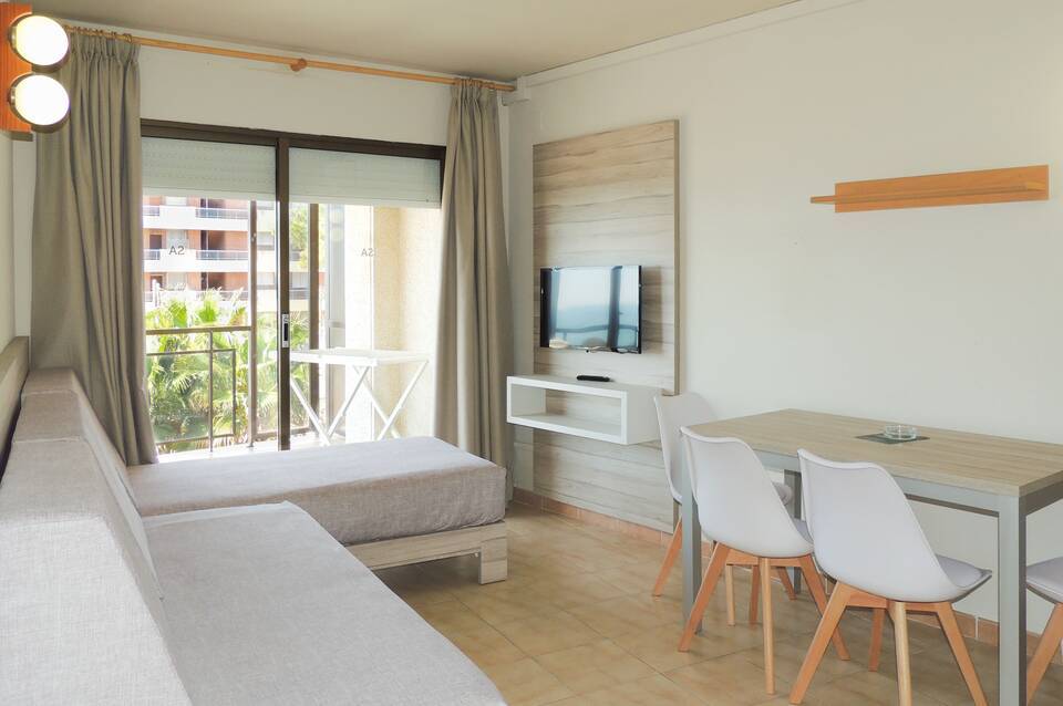 Apartamentos Turísticos Augustus 3