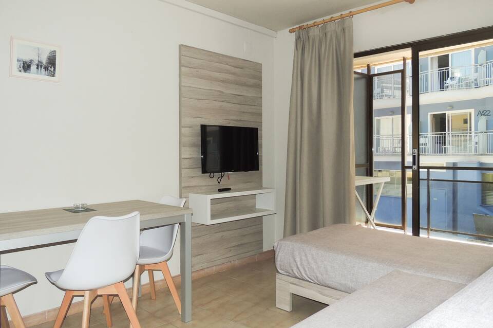 Apartamentos Turísticos Augustus 5