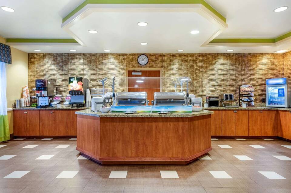 City Express by Marriott Orlando International Drive 4