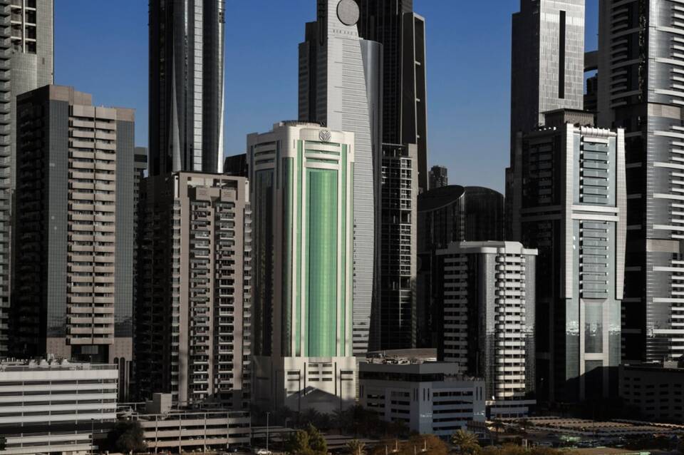 Towers Rotana 5