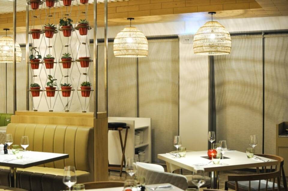 The First Collection Marina, Dubai, a Tribute Portfolio Hotel 4