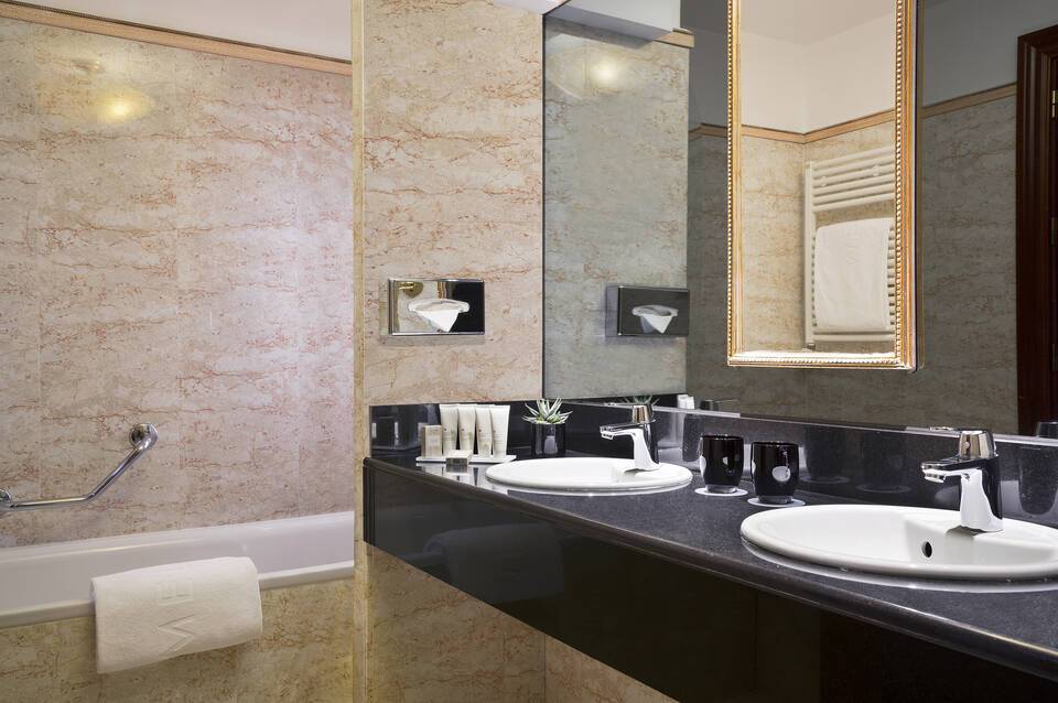 Meliá Paris Champs Elysées 3