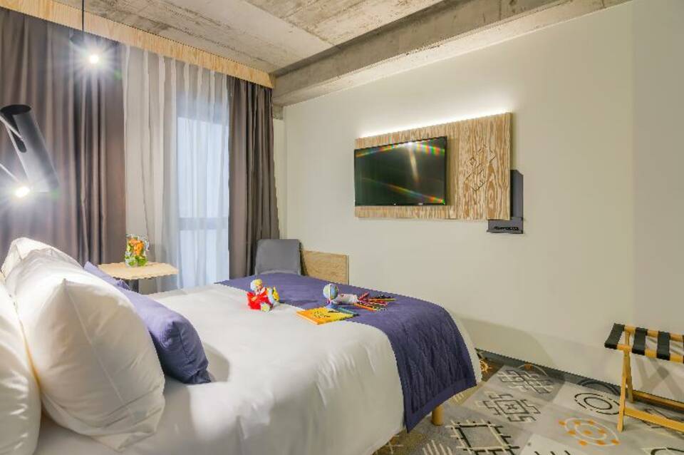 ibis Styles Bucharest City Center 1