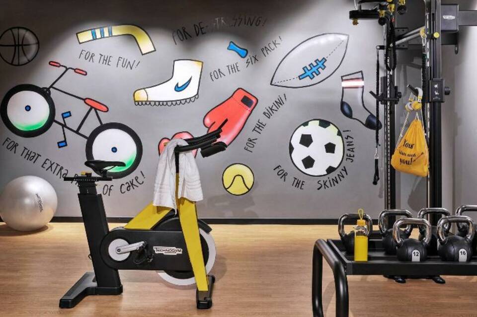 Moxy Bucharest Old Town 4