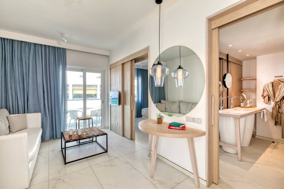 King Jason Protaras - Designed for adults by Louis Hotels 5