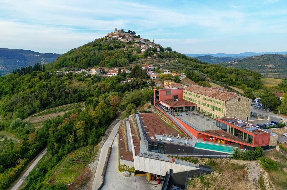 Roxanich Wine & Heritage Hotel  2