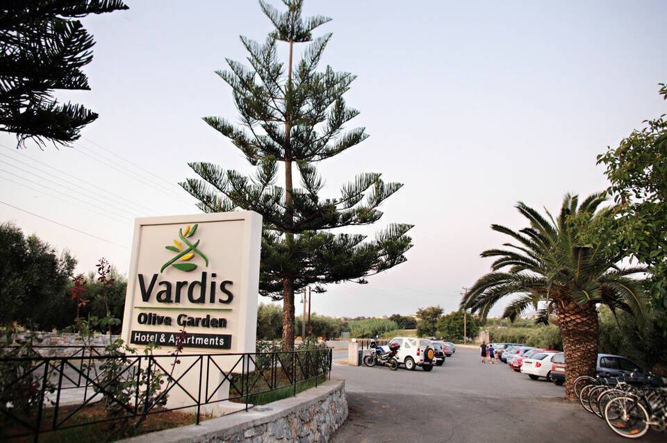 Vardis Olive Garden 5