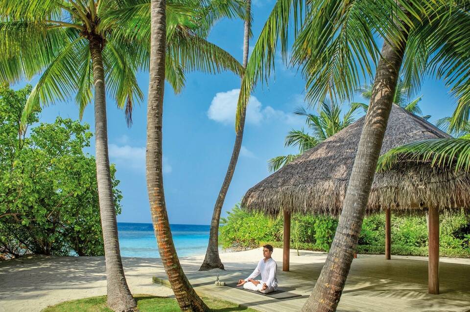 Dusit Thani Maldives 5