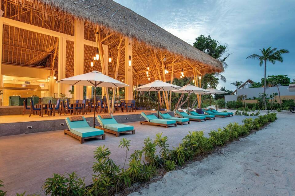 Emerald Maldives Resort & Spa 3