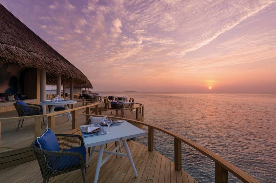 Emerald Faarufushi Resort & Spa 2