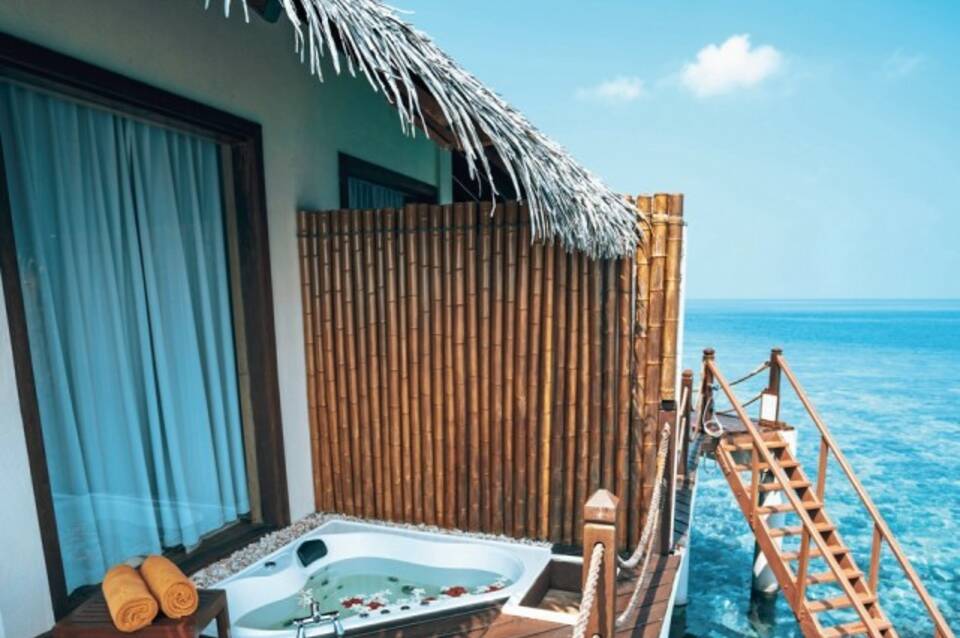 Adaaran Prestige Water Villas 3