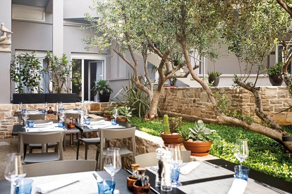 Hotel Osam – Adults only 2