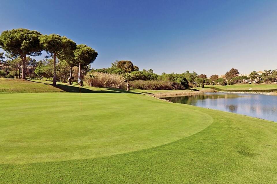 DoubleTree By Hilton Islantilla Beach Golf Resort 1