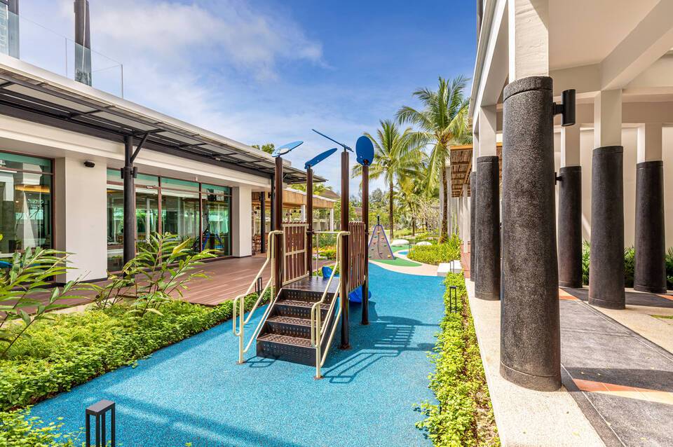 OUTRIGGER Khao Lak Beach Resort 5