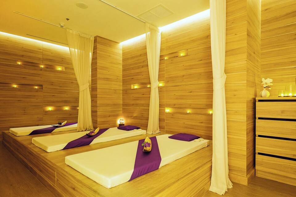 Grand Mercure Phuket Patong 5