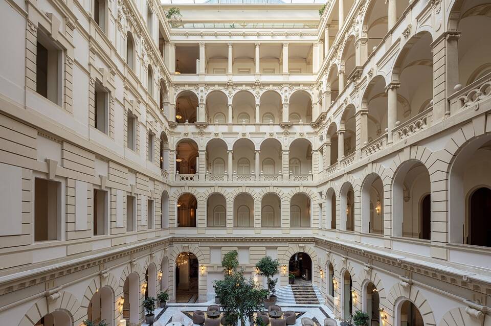 Anantara New York Palace Budapest Hotel 5