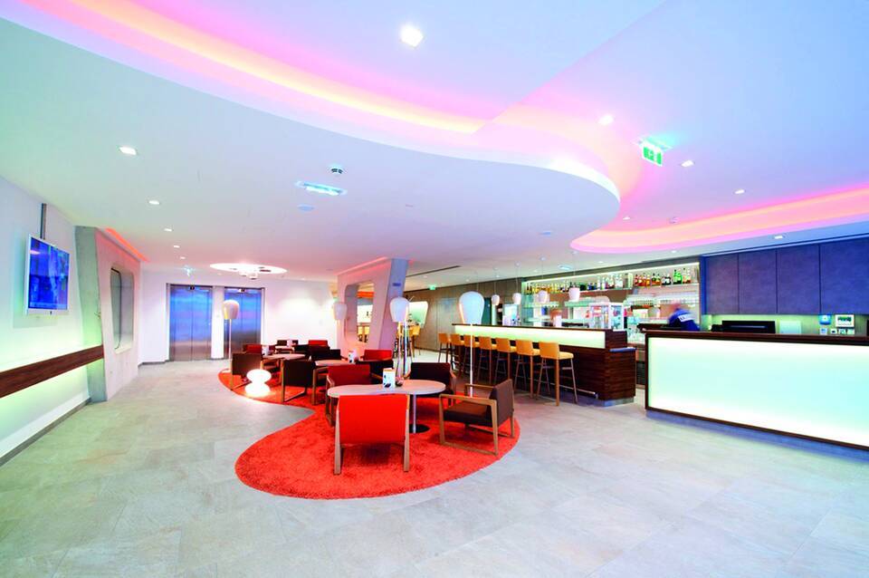 SIMM's Hotel 1