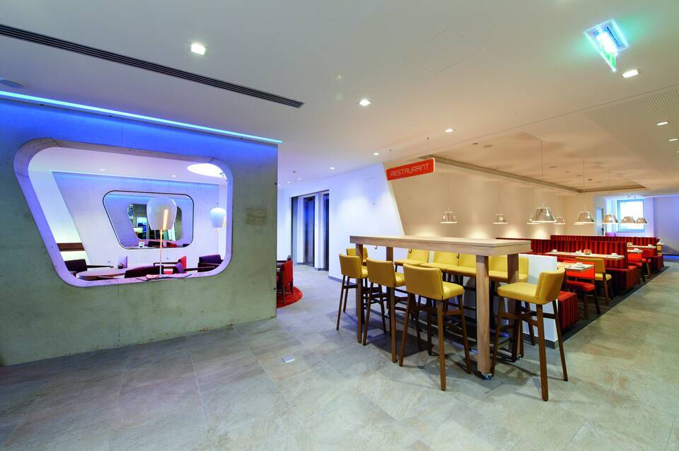 SIMM's Hotel 3