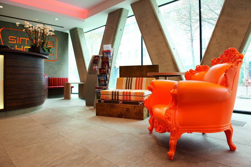 SIMM's Hotel 4