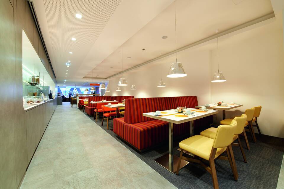SIMM's Hotel 5