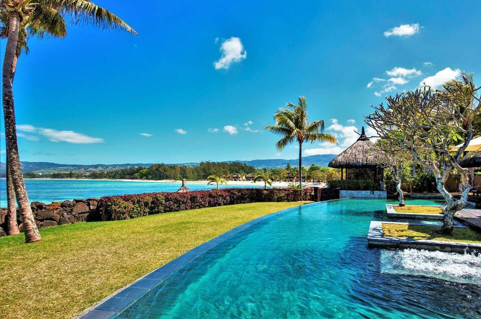 Shanti Maurice Resort & Spa 1
