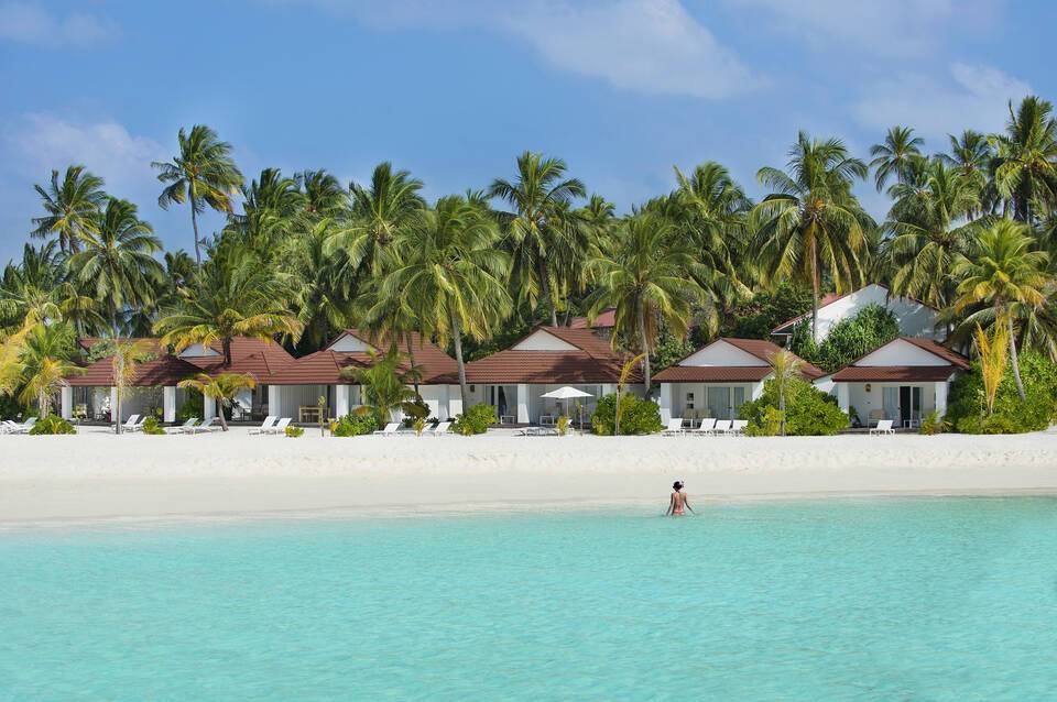 Diamonds Thudufushi Maldives Resort & Spa 1