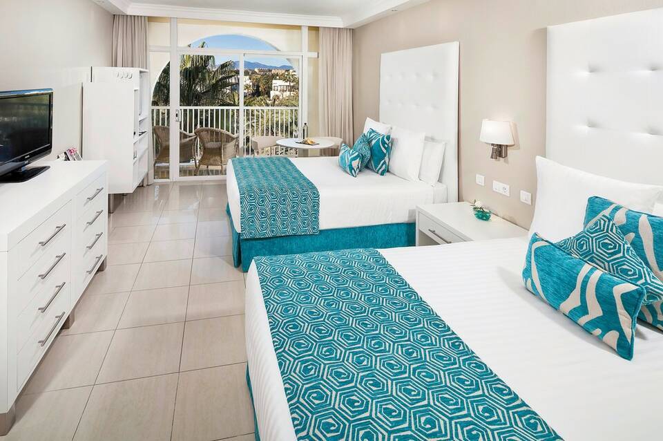 ME Marbella 4