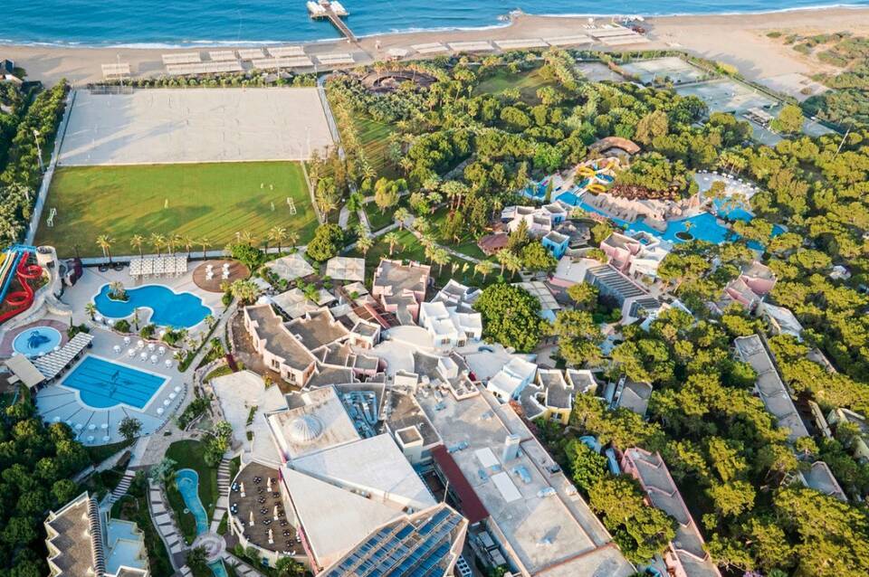 Blue Waters Club 5