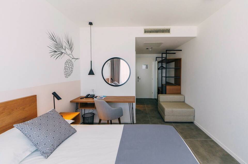 Morenia Beach Resort 1