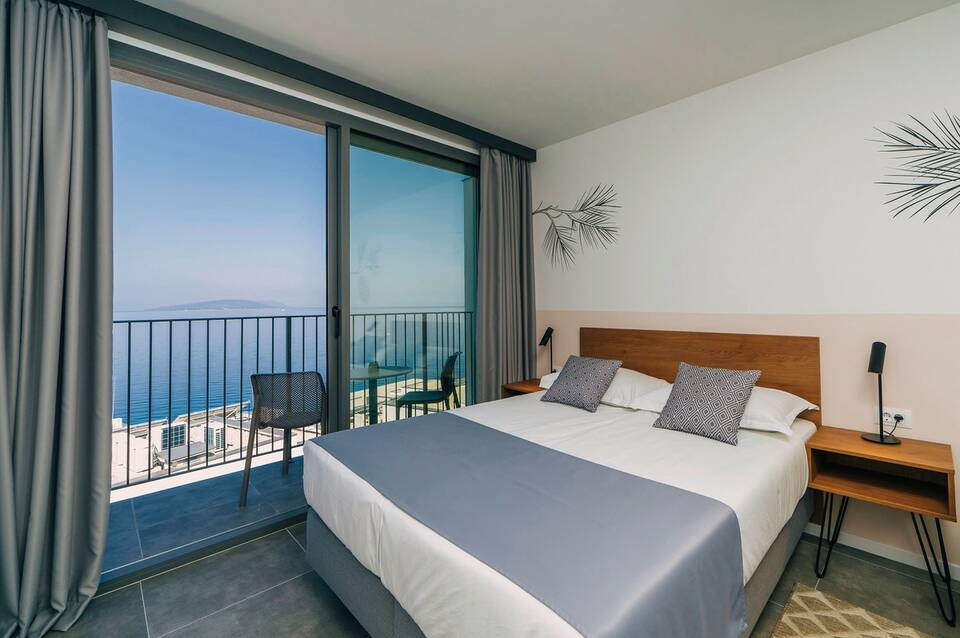 Morenia Beach Resort 5